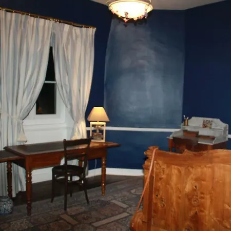 Pensión La Maison Bleue Rennes